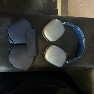 Apple headphones